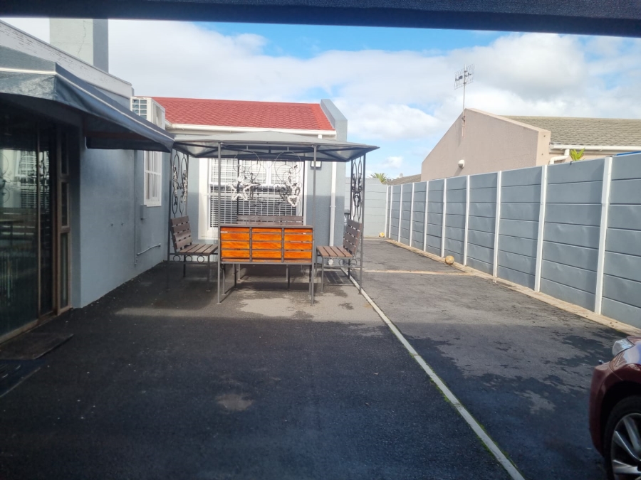 2 Bedroom Property for Sale in Tygerdal Western Cape
